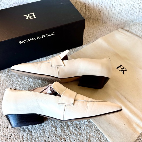 Banana Republic Italian Leather Everyday Loafer Ivory NWT - Picture 6 of 7